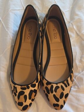 me too Leopard Print Pointed Toe Flats in Tan and Black